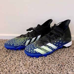 NWOB Adidas Predator Freak.3 Turf shoes women’s 6.5